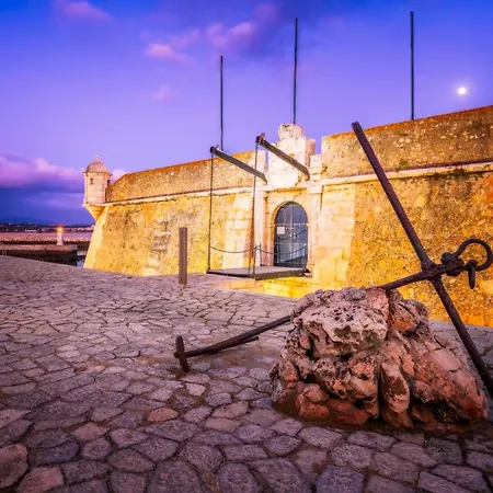 Great Location- Marina Front- Sea Front Vista